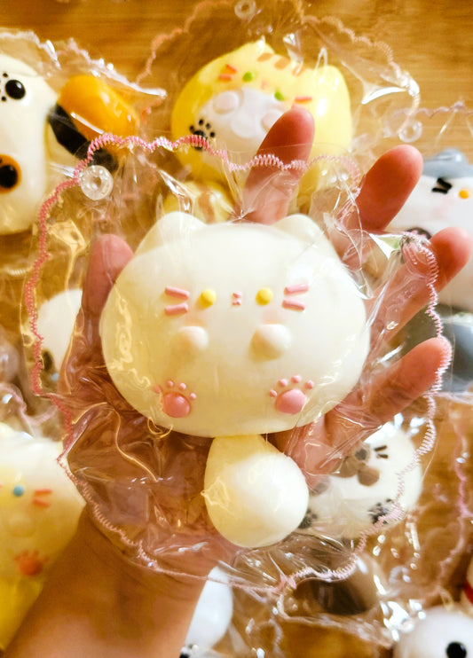Cream Chibby Cat Squishy