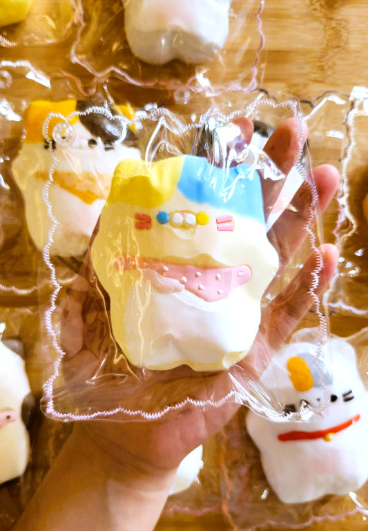 Odd-eyed Flat Cat Squishy